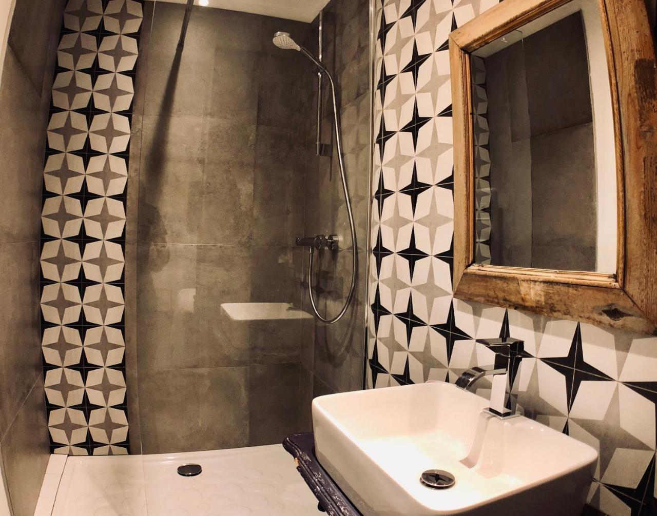 Appartements Entre Provence Et Camargue تاراسكون المظهر الخارجي الصورة